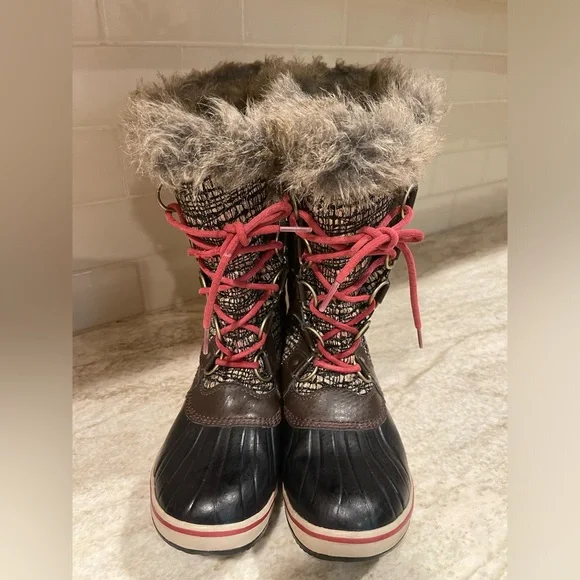 Sorel Boot 7.5 - Picture 10 of 11